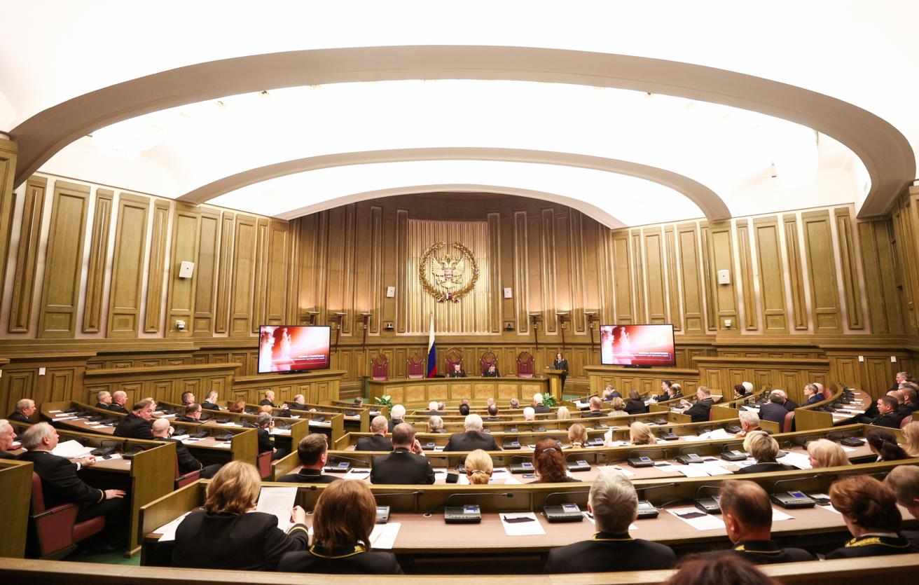 Курс на здравый смысл — эксперт о новых решениях Пленума Верховного суда России