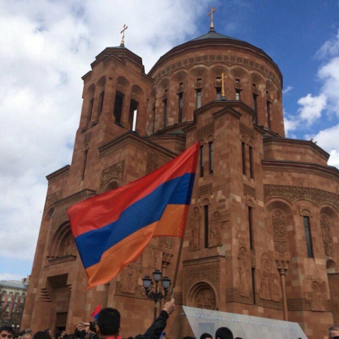 Из Армении с любовью: антироссийские поцелуи Пашиняна грозят ему катастрофой